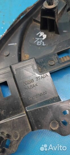 Накладка передней двери левая Nissan Teana L33 9