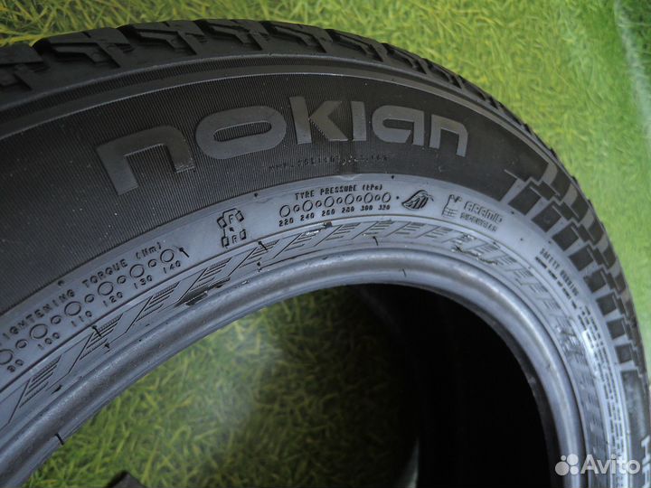 Nokian Tyres Hakka Blue 225/60 R17