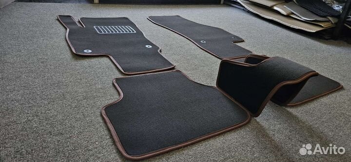 Автоковрики для Skoda Octavia A7, графит/корич