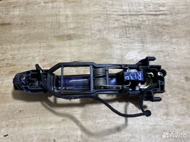 Ручка наружная Mercedes W210 R134