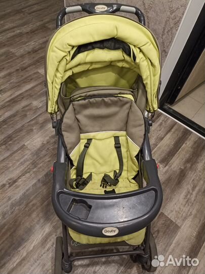 Коляска прогулочная