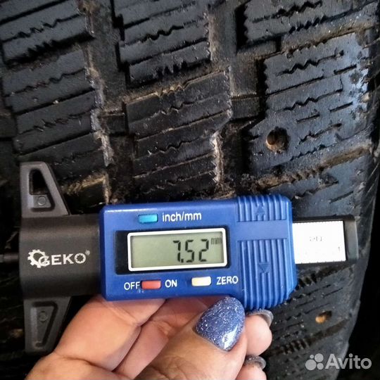 Cooper Weather-Master S/T 2 235/55 R17