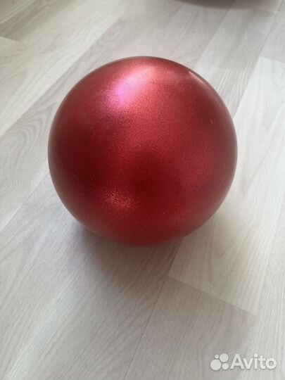 Гимнастический мяч 15