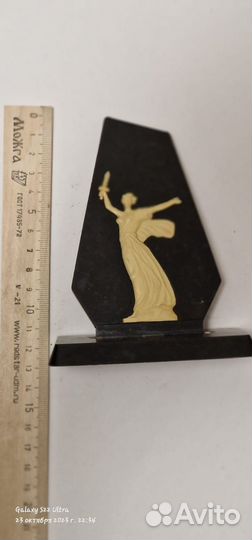 Советская статуэтка