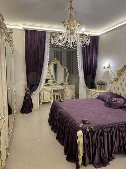 3-к. квартира, 120 м², 4/10 эт.