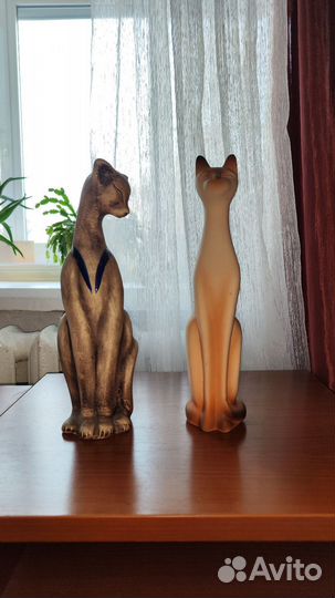 Статуэтка кошка