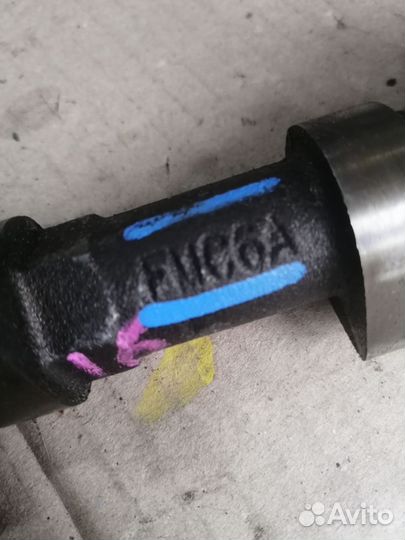 Распредвал выпуск Ford Focus 2 1.6 100 лс