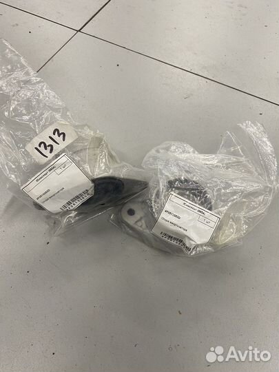 Опора заднего амортизатора Vag