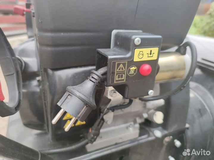 Снегоуборщик Champion ST1170BS