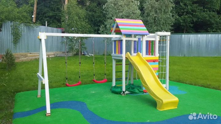 Детская площадка без заноз