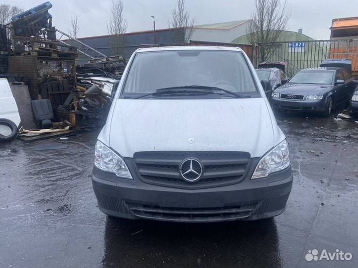 Блок предохранителей Mercedes-Benz Vito W639 2005