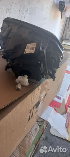 Фара volkswagen touareg 2