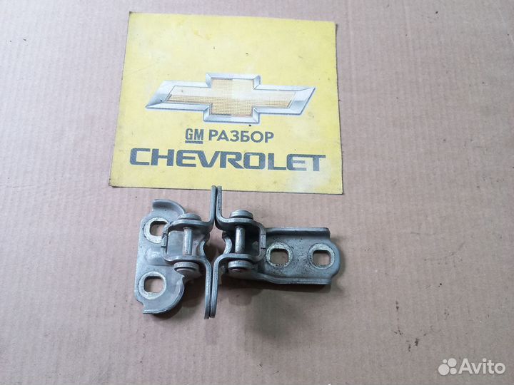 Петли двери передней правой Chevrolet Aveo t300