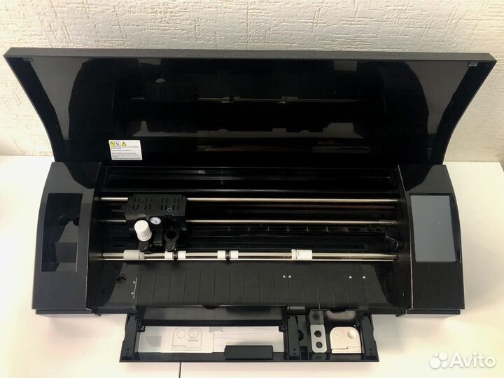 Режущий плоттер Silhouette Cameo 3