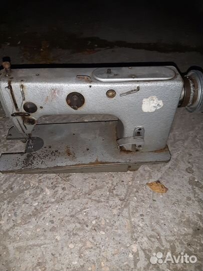 Швейная машинка