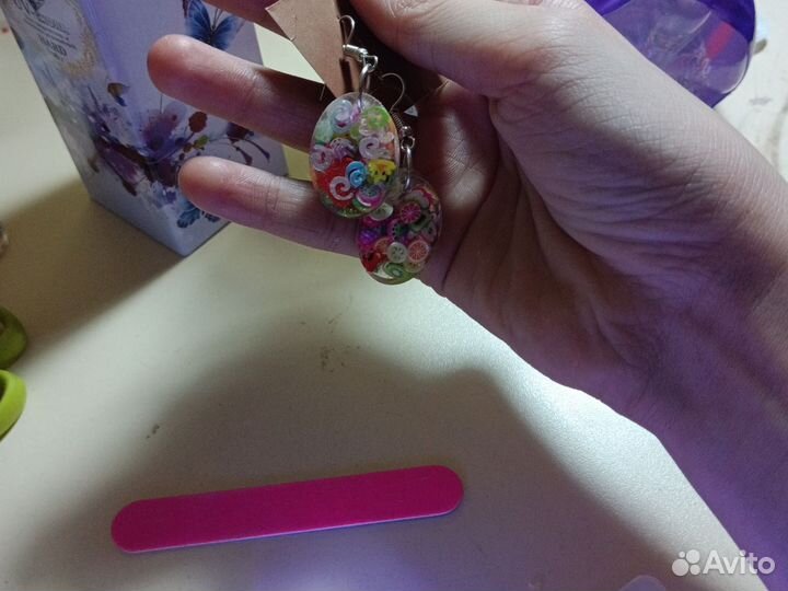 Серьги из смолы