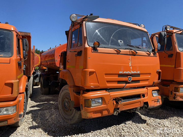 Камаз ко-806-01 Поливомоячна машина