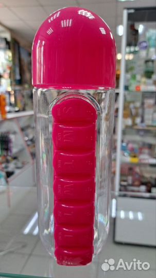 Бутылка с таблетницей