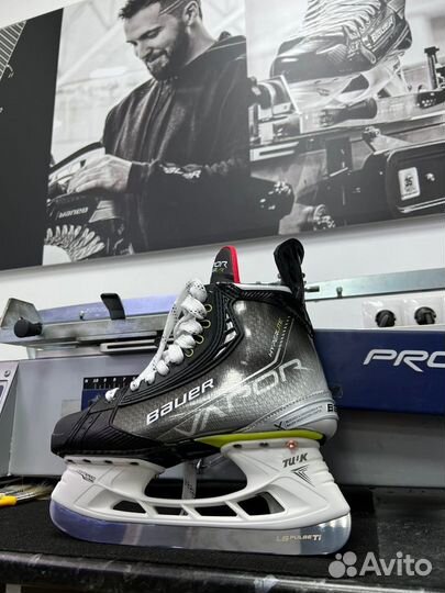Хоккейные коньки bauer vapor hyperlite S21 INT