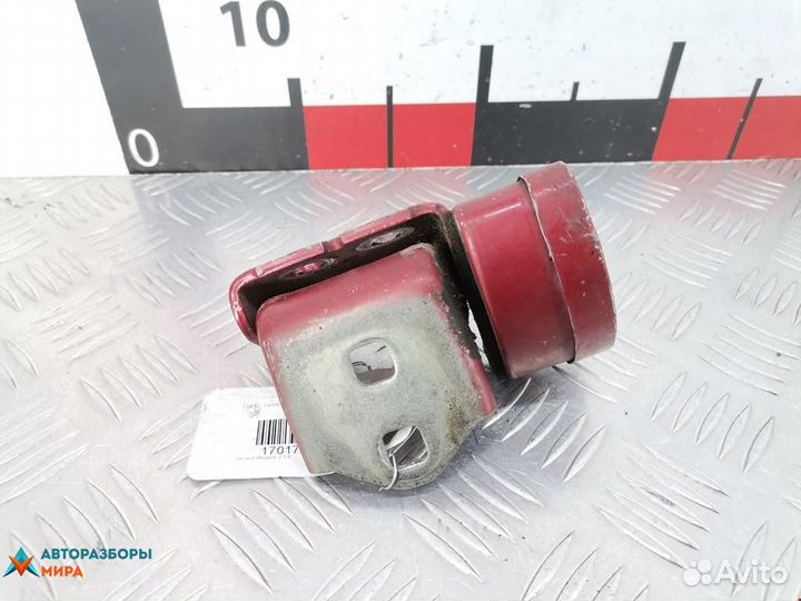 Петля двери Renault Megane рест. 2002 804218874R