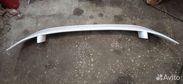 Спойлер на иномарку