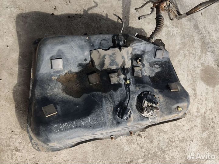 Бак топливный бензобак для Toyota Camry V30 V40 V5