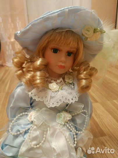 Продаются фарфоровые куклы