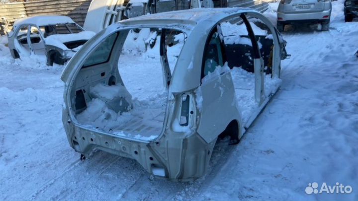 Кузов Toyota Nadia SXN10-0035948 3S-FSE 1999