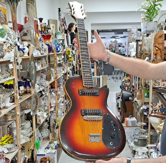 Электро-гитара Musima Deluxe, Германия, 1970е гг