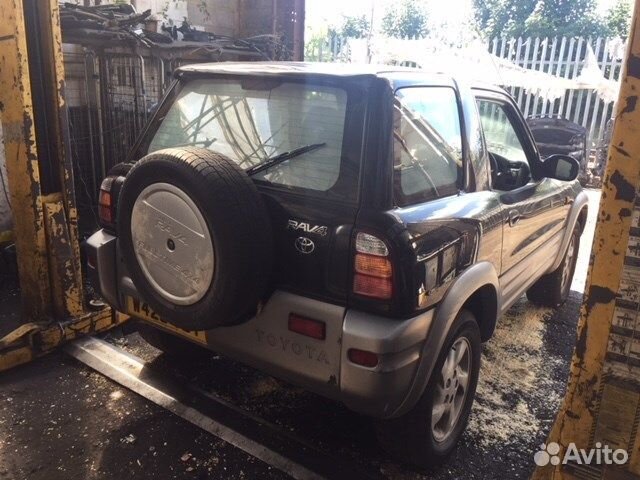 Разбор на запчасти Toyota RAV 4