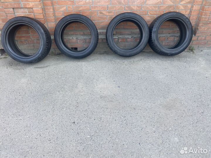 Kumho Ecsta HS51 225/50 R17