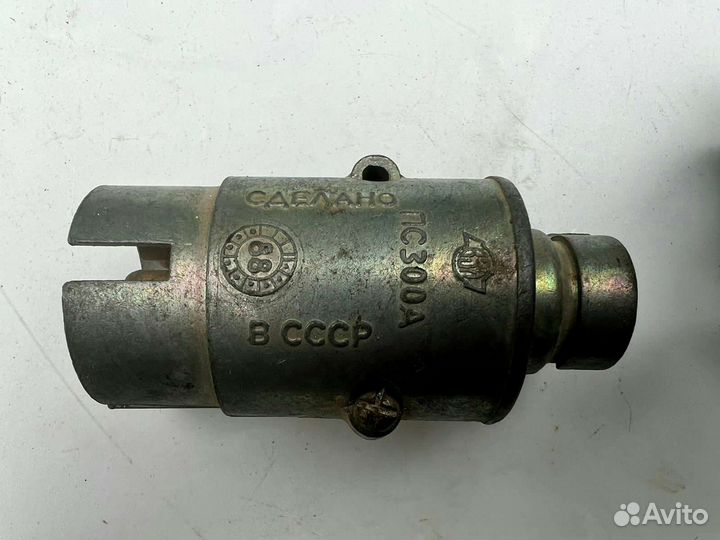 Электроразъём для прицепов грузового автомобиля
