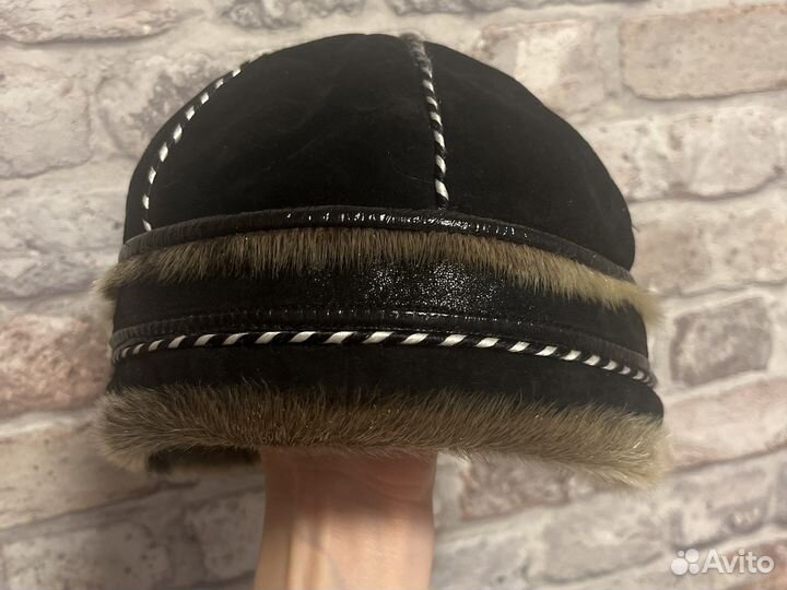 Меховая шапка натуральная замша