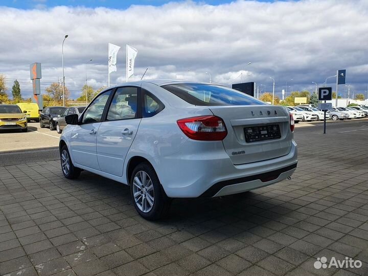 LADA Granta 1.6 МТ, 2024