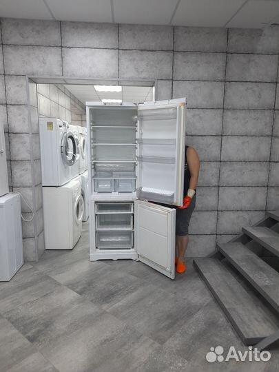 Холодильник hotpoint ariston RMB7185L019 (Д752)