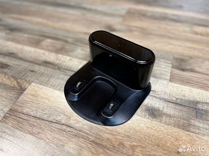 Док станция (зарядная база) Redmond RV-R650S