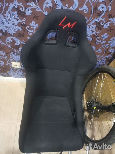 Спортивное сиденье ковш + салазки (размер М)