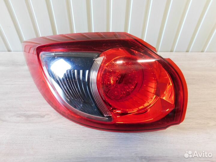 Фонарь внешний левый Мазда CX-5 (KE) 2012-2015