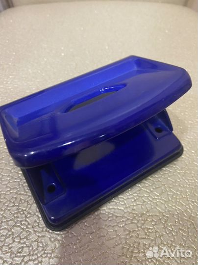 Дырокол на 2 отверстия