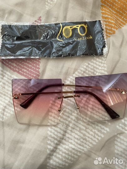 Солнцезащитные очки женские