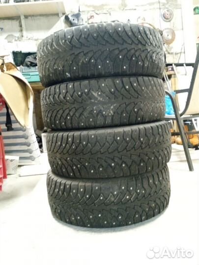 Шины зимние 215/ 60 R16