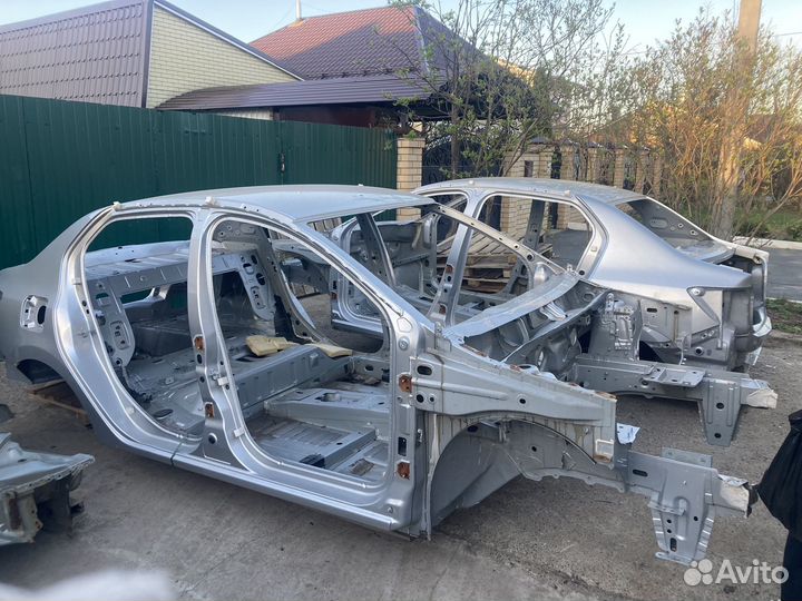 Кузов по частям renault logan 2