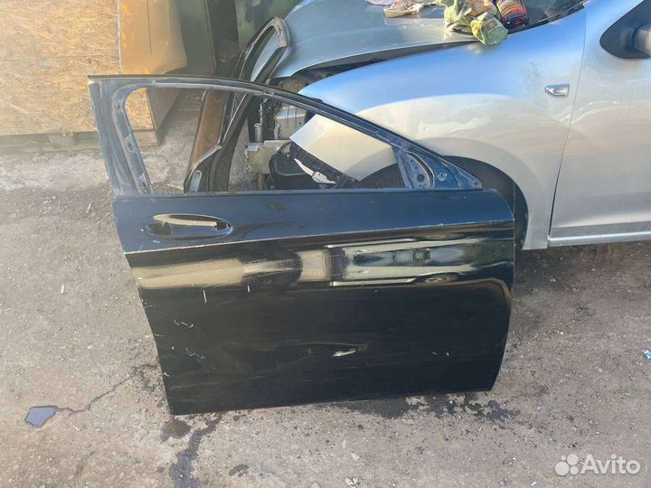 Двери на mercedes GLA