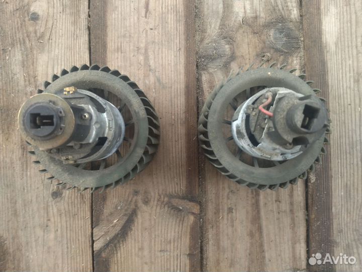 Моторчик печки Audi 100 с4