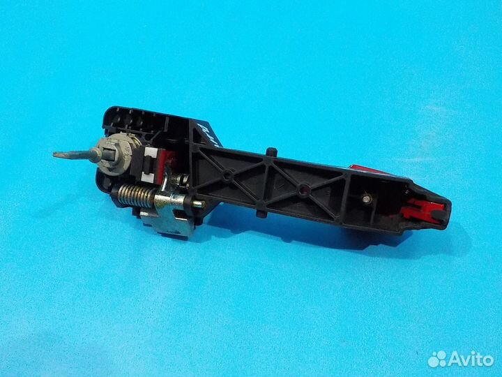 Ручка двери наружная Hyundai i30 2007-2012