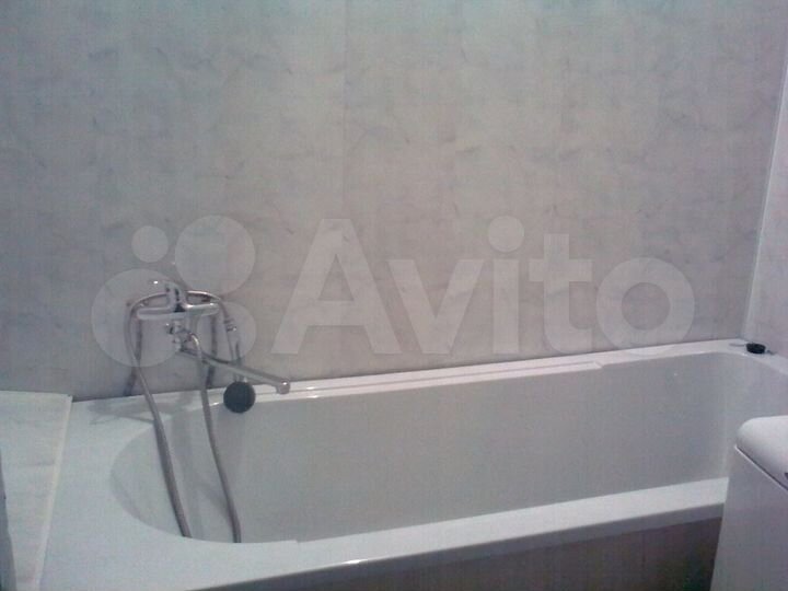 2-к. квартира, 53 м², 1/5 эт.