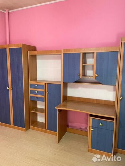 Детский мебельный гарнитур