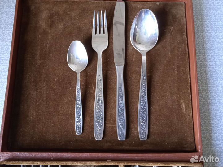 Набор столовых приборов мельхиор ссс