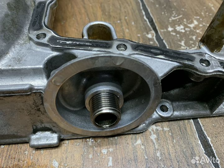 Skoda Yeti Поддон масляный двигателя верхний