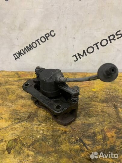 Суппорт передний правый Renault Megane 2 2.0л